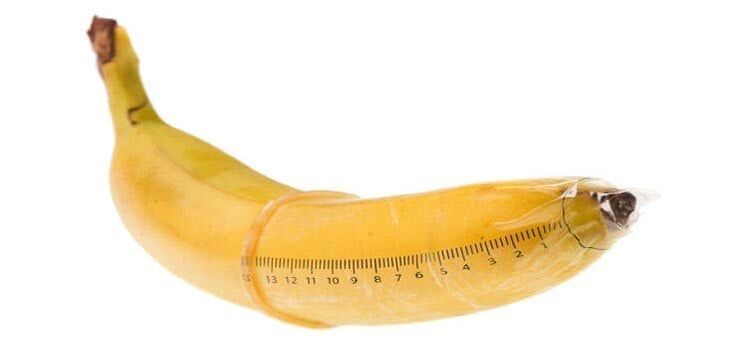Banānu mērīšana simulē dzimumlocekļa palielināšanos ar sodas palīdzību